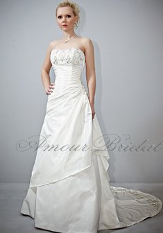 Свадебное платье L48464. А-силуэт, длинное со шлейфом.