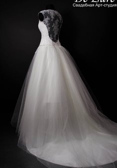 Свадебное платье D48542. С пышной юбкой, длинное со шлейфом.