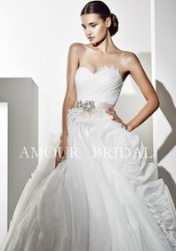 Свадебное платье M48275